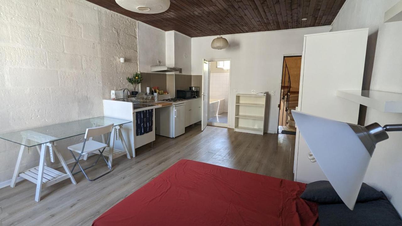 Hypercentre, Place Pie, Residence Amphoux Charmants Appartements Ou Studio Proche De La Gare Parkings Et Palais Des Papes 아비뇽 외부 사진