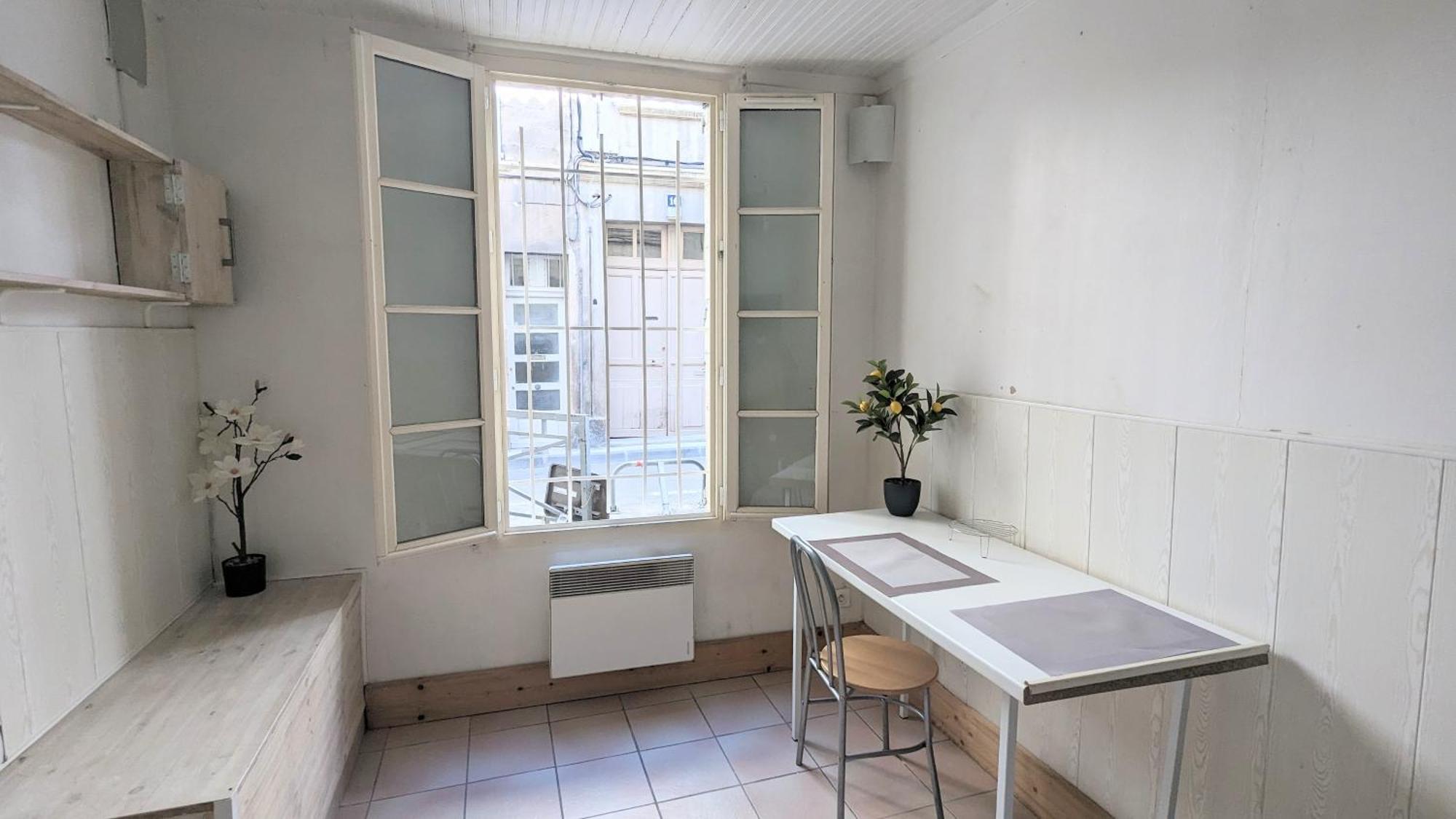 Hypercentre, Place Pie, Residence Amphoux Charmants Appartements Ou Studio Proche De La Gare Parkings Et Palais Des Papes 아비뇽 외부 사진
